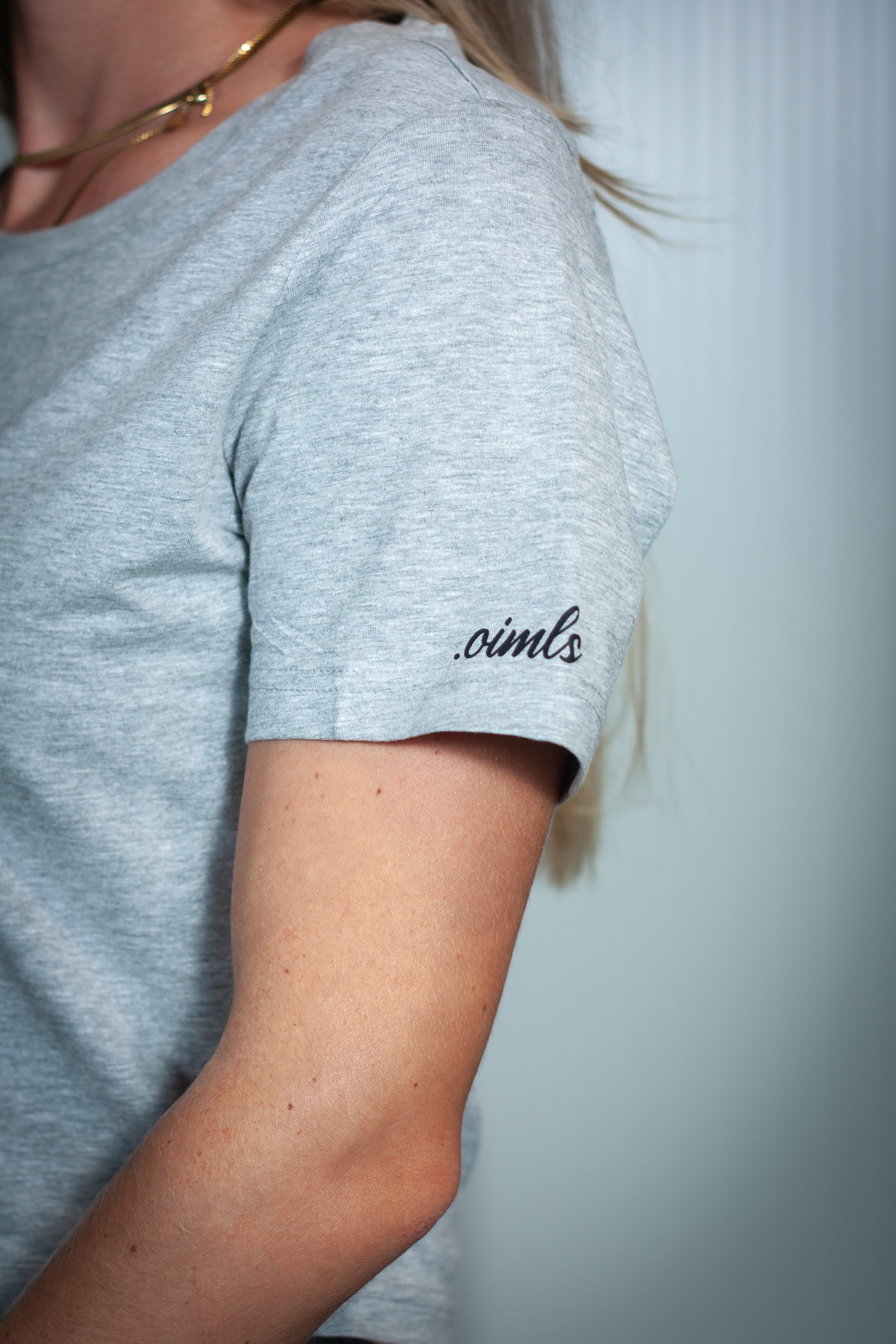 .oimls - cropped milchshake shirt